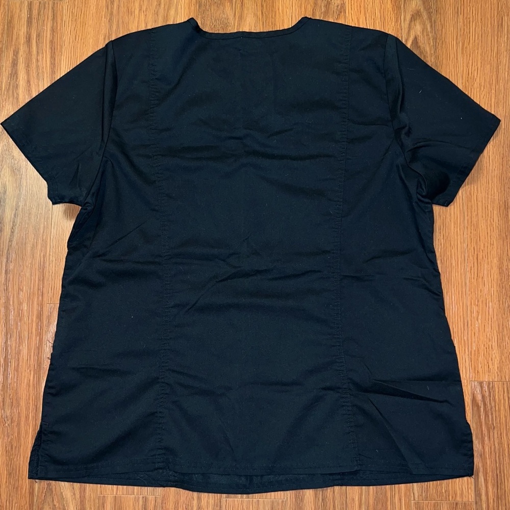 Cherokee Workwear Black Scrub Top - Picture 2 of 4